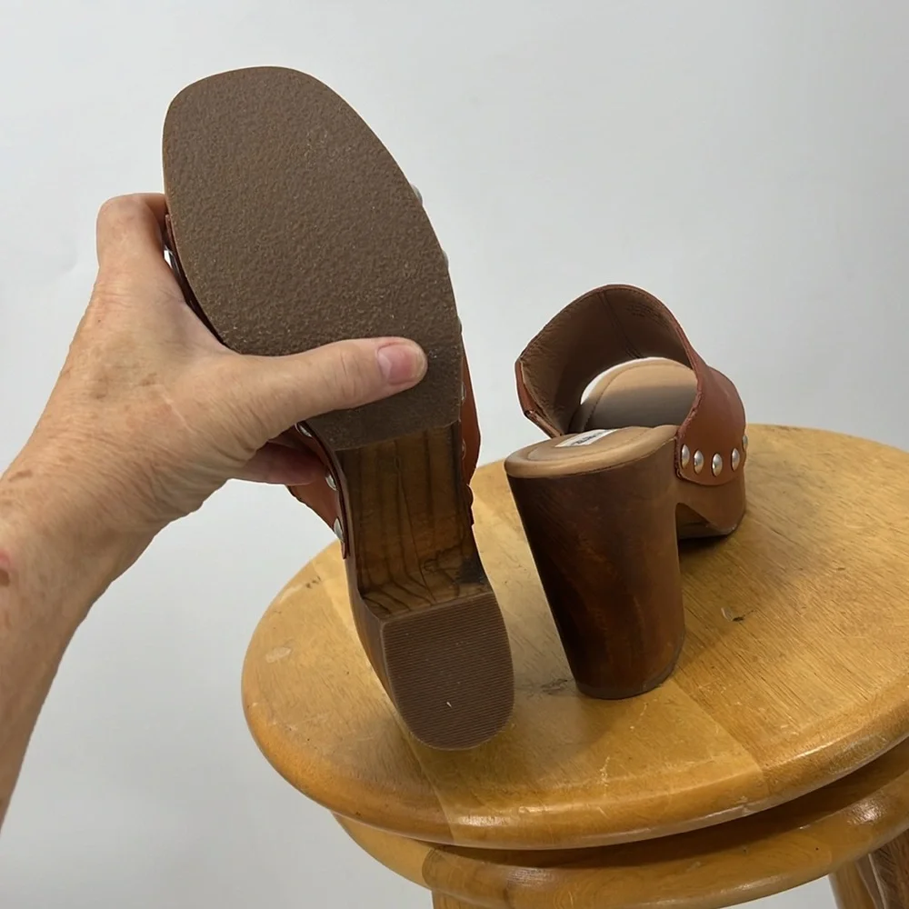 Chelsea & Violet verger leather upper wood platform, heel sandal 8
